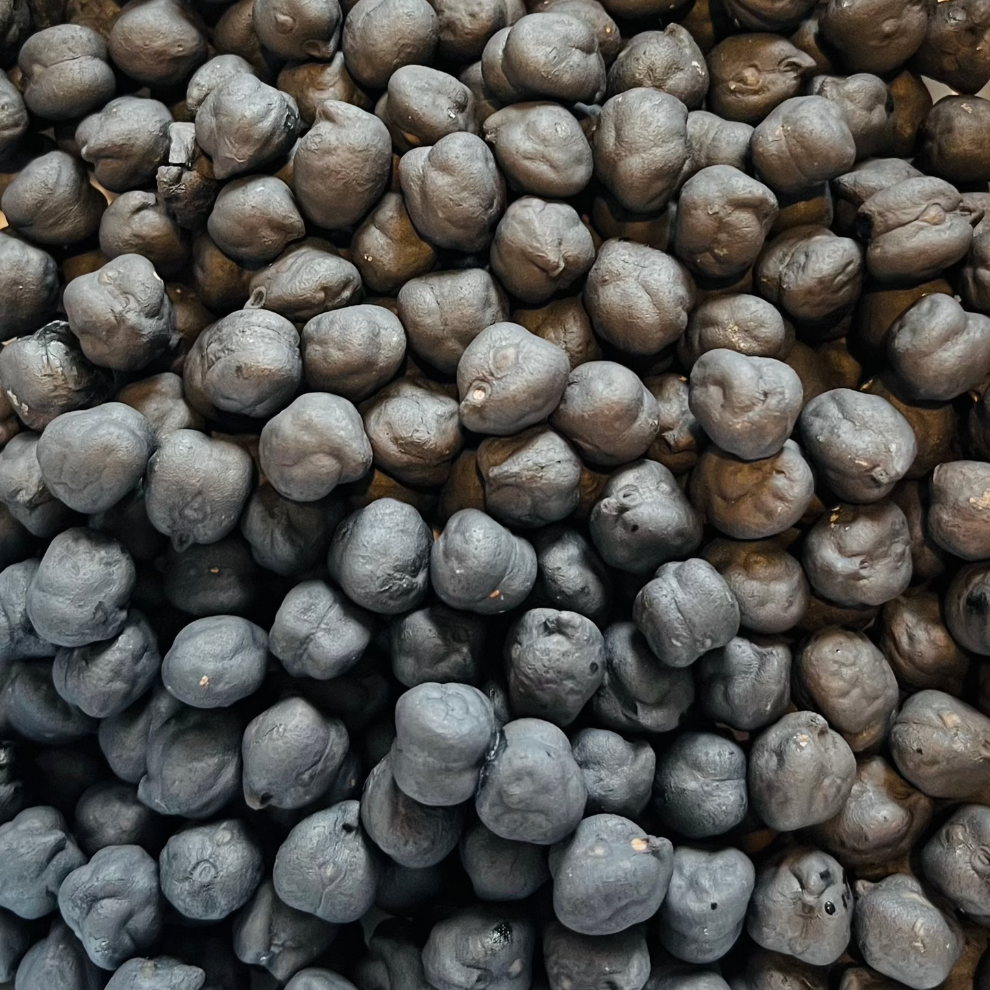 Build your own - Black Matte Chickpeas