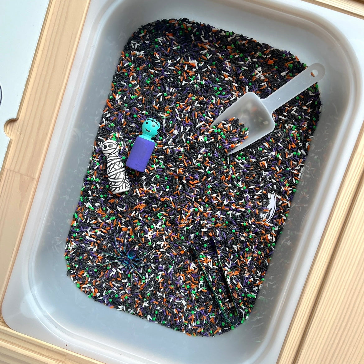 Plastic Scoop